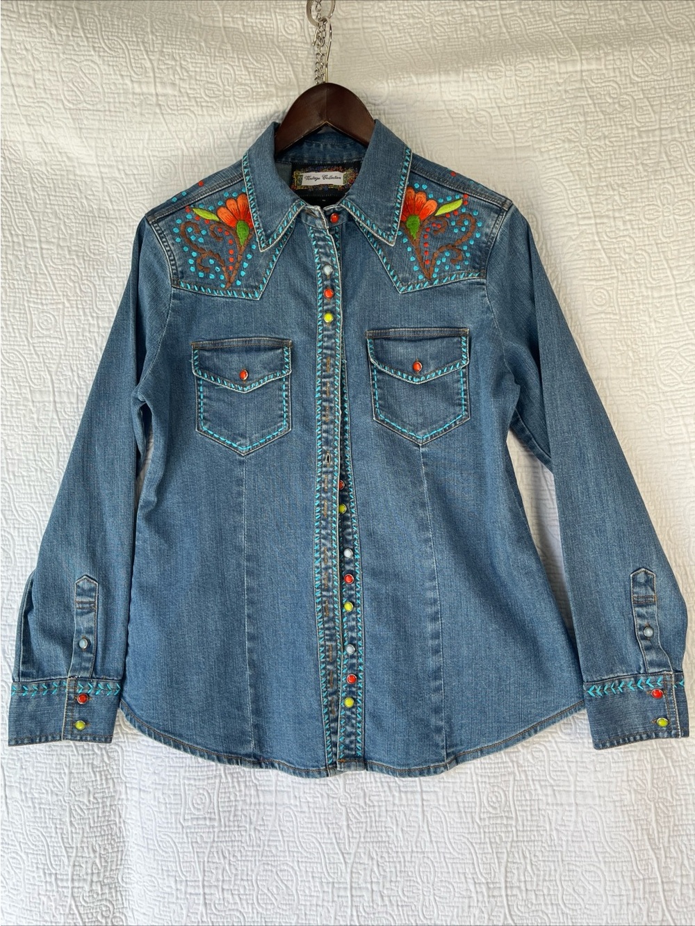 Vintage Collection Floral Embroidered Denim Jacket Women Medium Button Up Shirt
